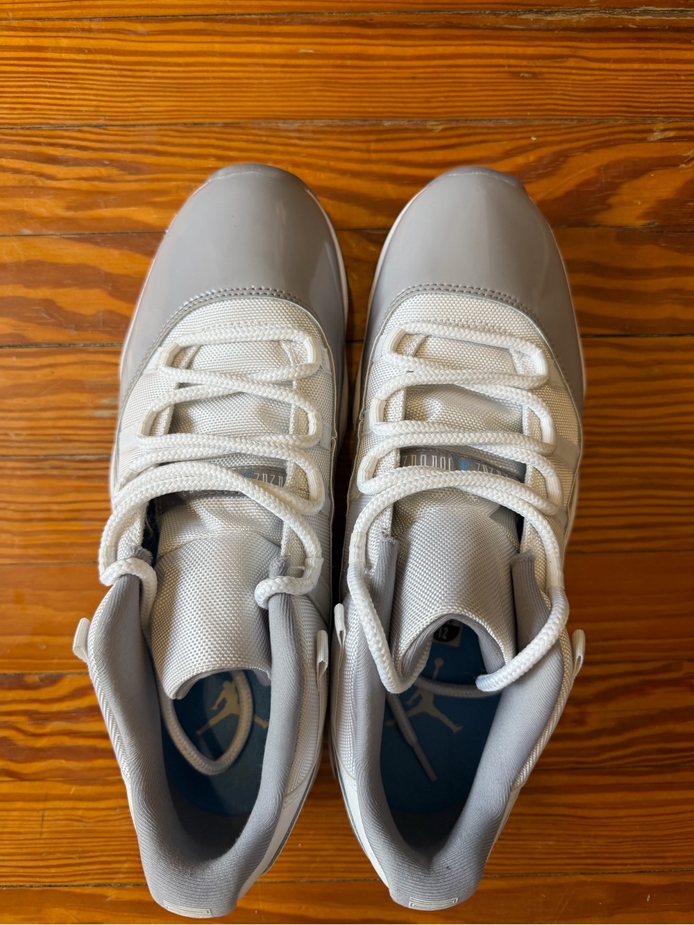 Jordan Men's Sneakers in Light Gray and White